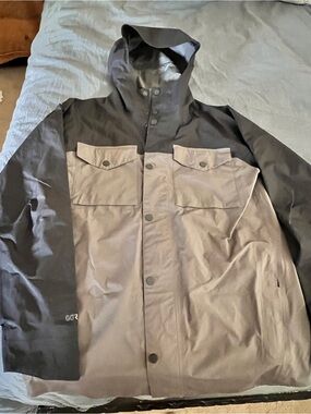 BURTON Two-Tone Gore-Tex Hooded Shacket - Black & Gray